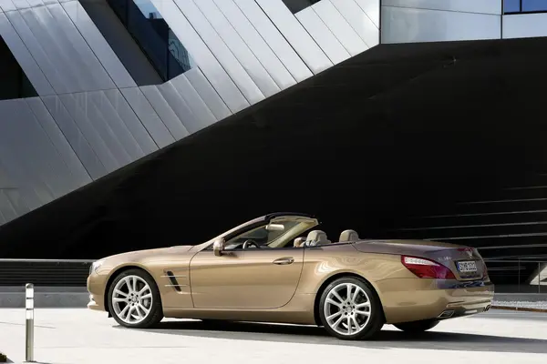 Mercedes-Benz SL: обзор модели 2012 года